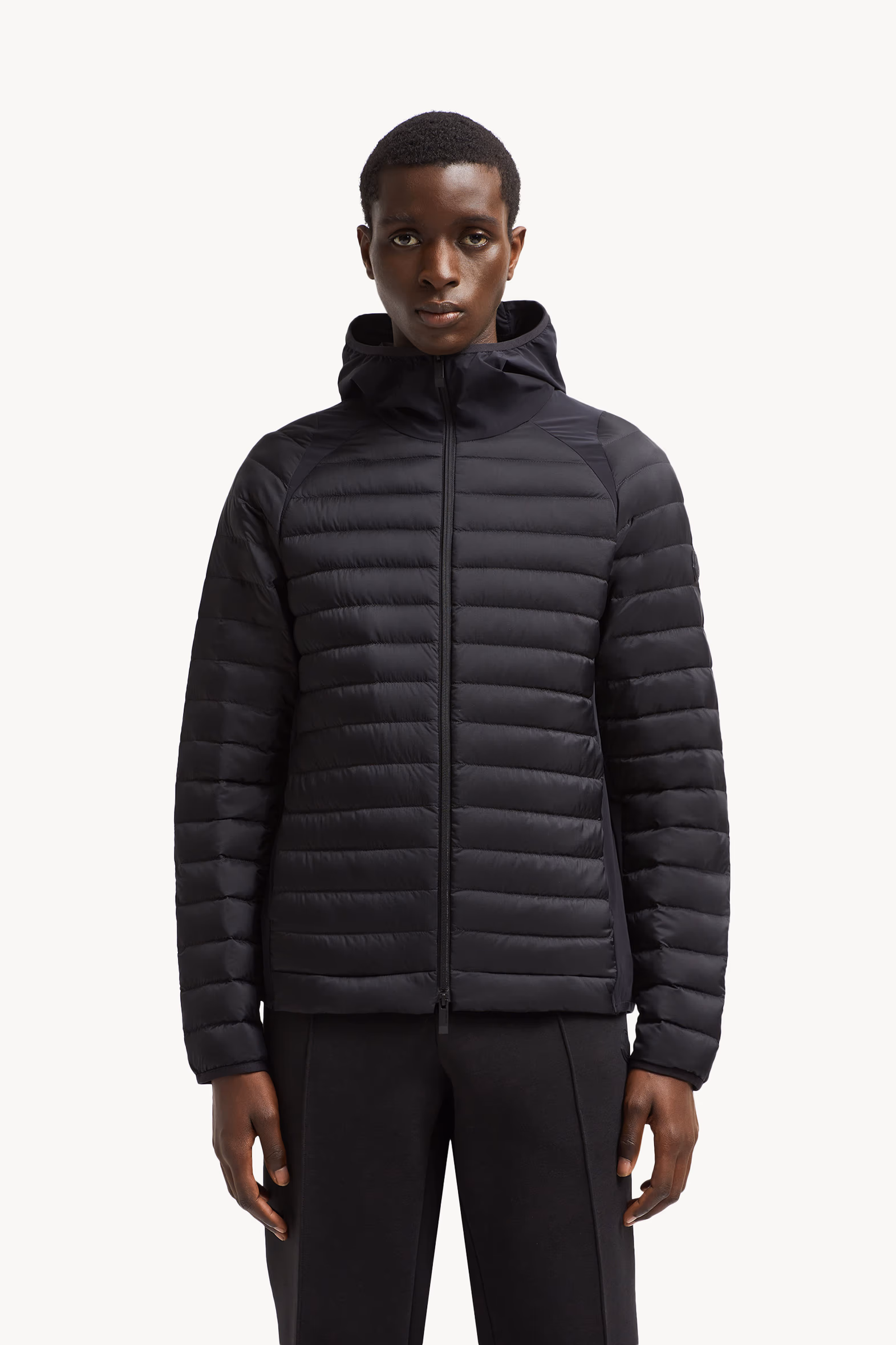 Plumífero corto con capucha Galbert Hombre Negro Moncler 3